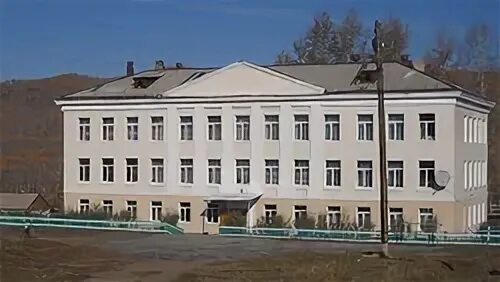 Фотография школы.